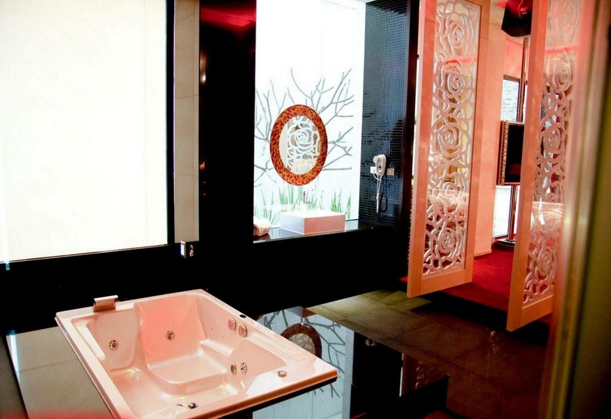 Bali Motel - Zhongli Exterior foto